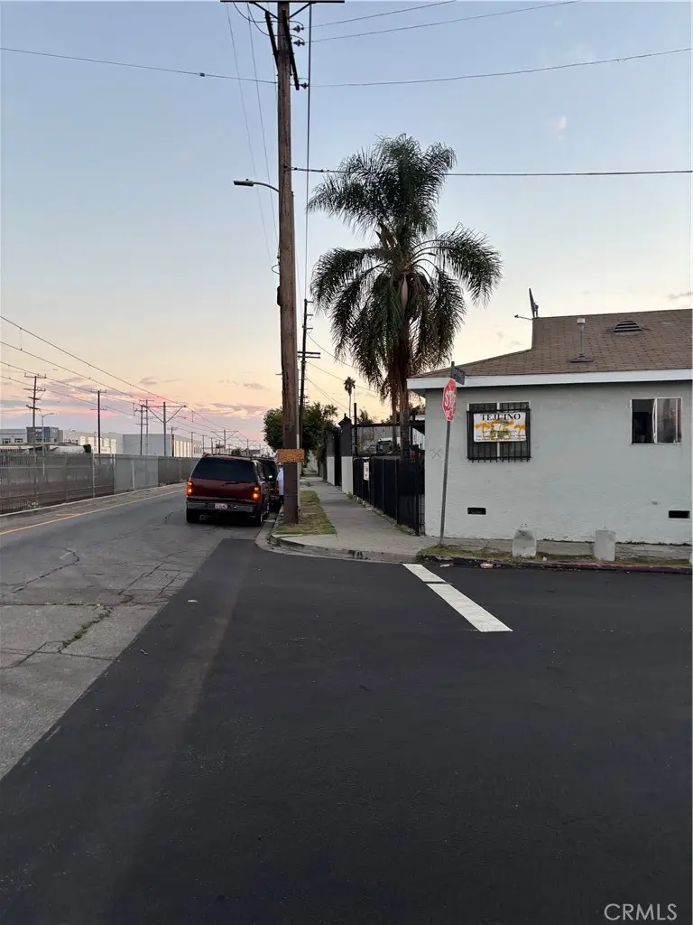 3201 Long Beach, Vernon, CA 90058 - #2