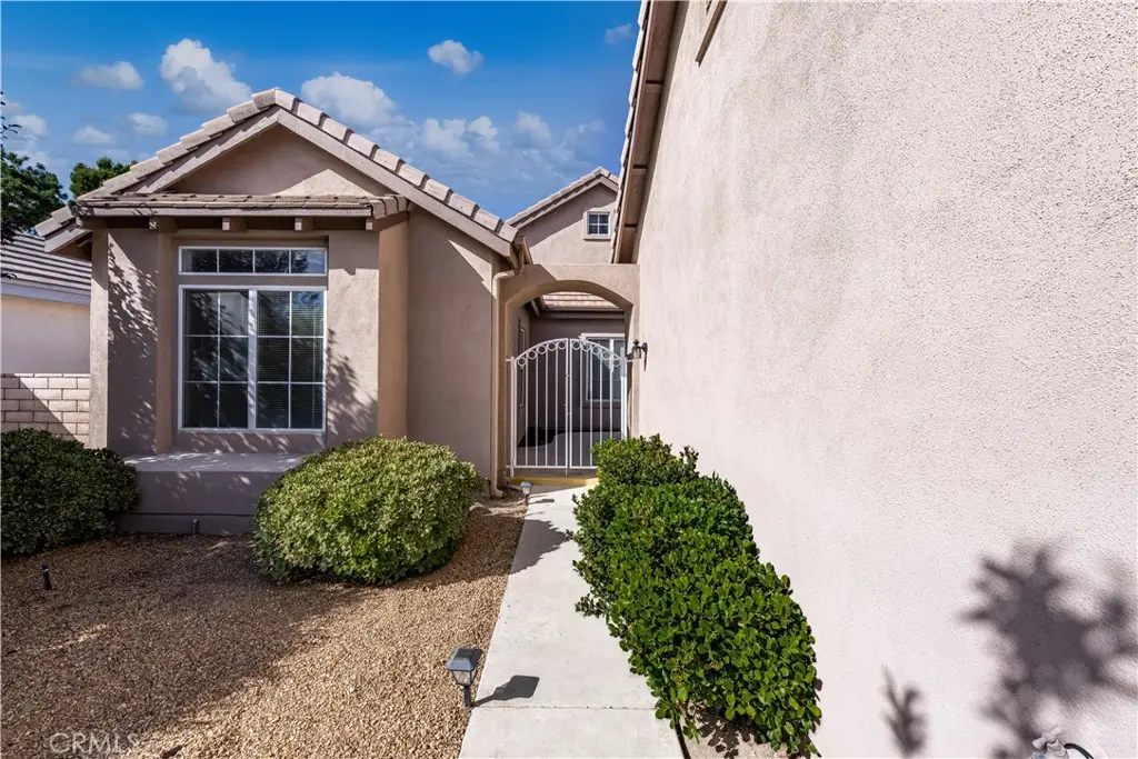 19598 Rolling Green, Apple Valley, CA 92308 - #1