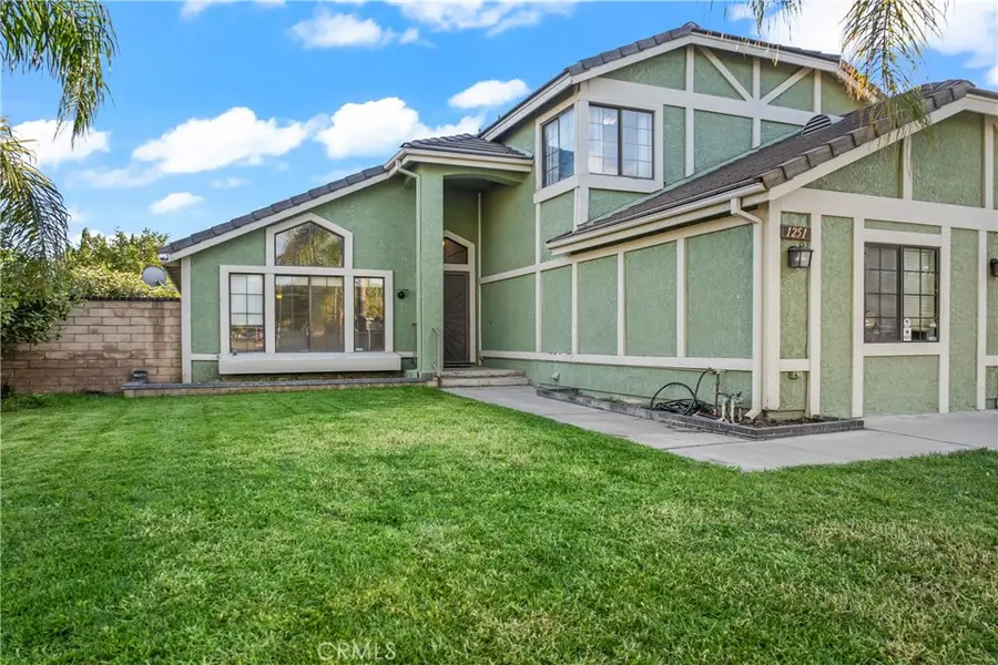 1251 W Banyon Street, Rialto, CA 92377 - Image #2