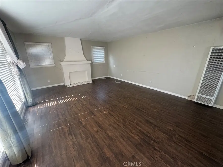 2903 W 78th Street, Inglewood, CA 90305 - Image #2