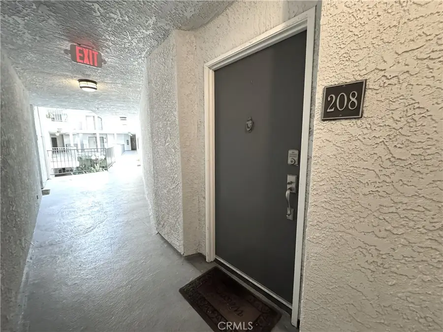 4401 Sepulveda Boulevard #208, Sherman Oaks, CA 91403 - #2