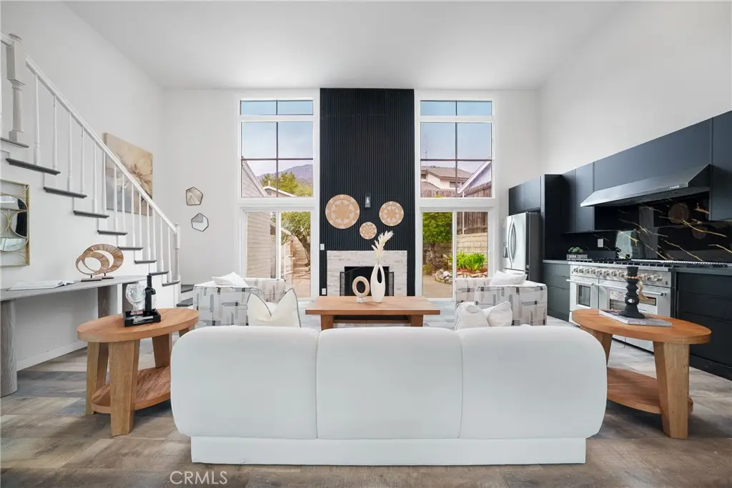 2423 Rockdell, La Crescenta, CA 91214 - Image #1