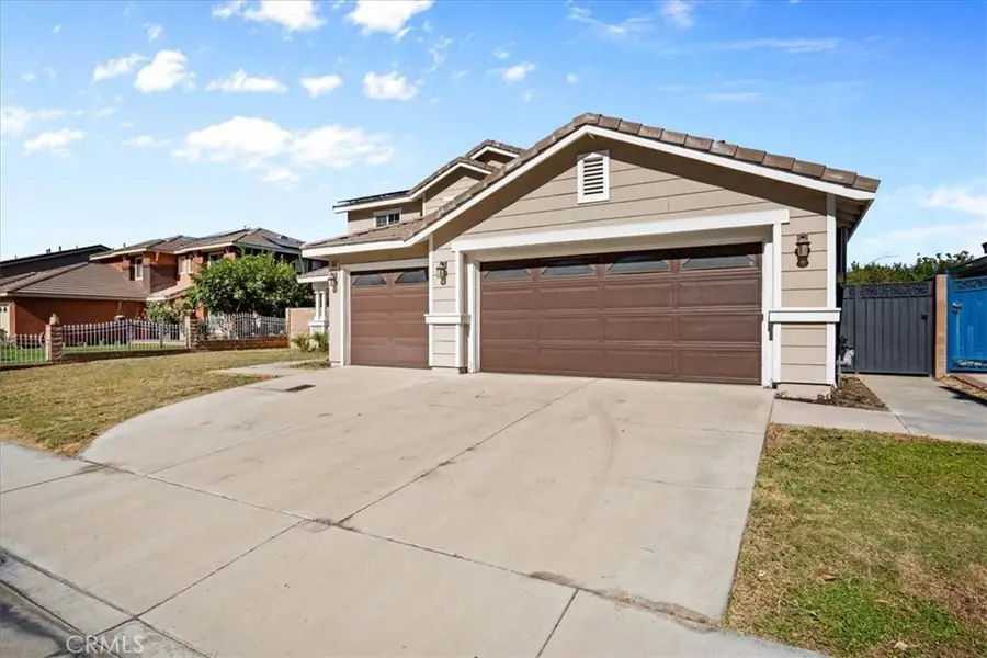 17060 La Vida Court, Fontana, CA 92337 - Image #2
