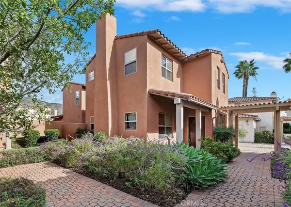 2454 Crossroads Court, Duarte, CA 91010