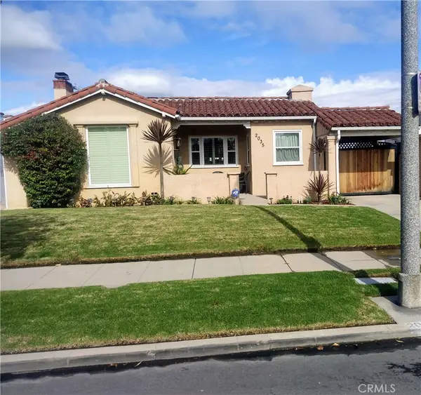 2035 W 71st, Los Angeles, CA 90047