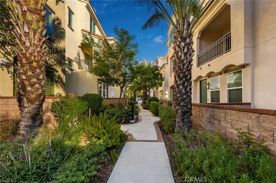 144 Dorsett Avenue, Upland, CA 91786 - #3