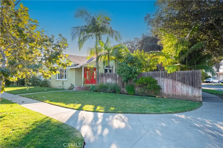 2422 N Forest, Santa Ana, CA 92706 - Image #3