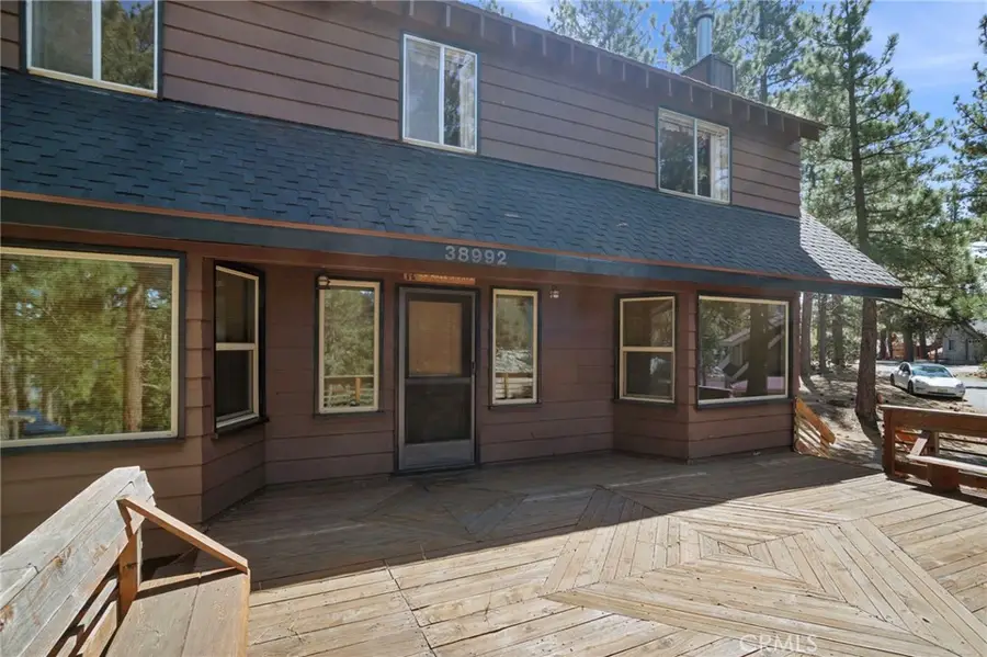 38992 Bayview Lane, Big Bear Lake, CA 92315 - Image #3