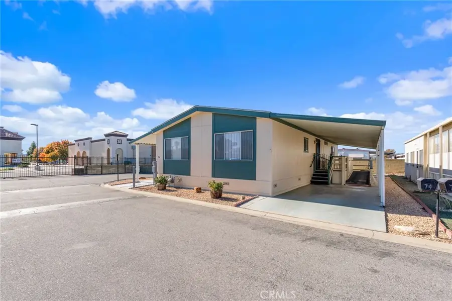 1895 W Devonshire Avenue #74, Hemet, CA 92545 - Image #2