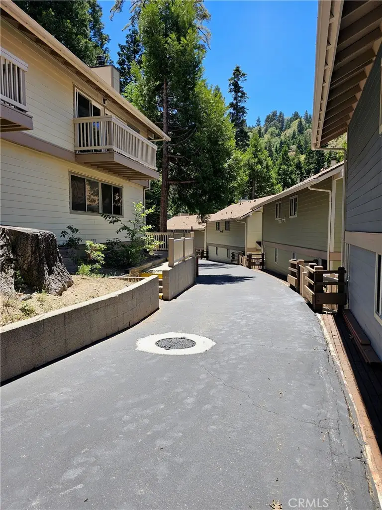 305 Canyon Crest, Lake Arrowhead, CA 92352 - #1