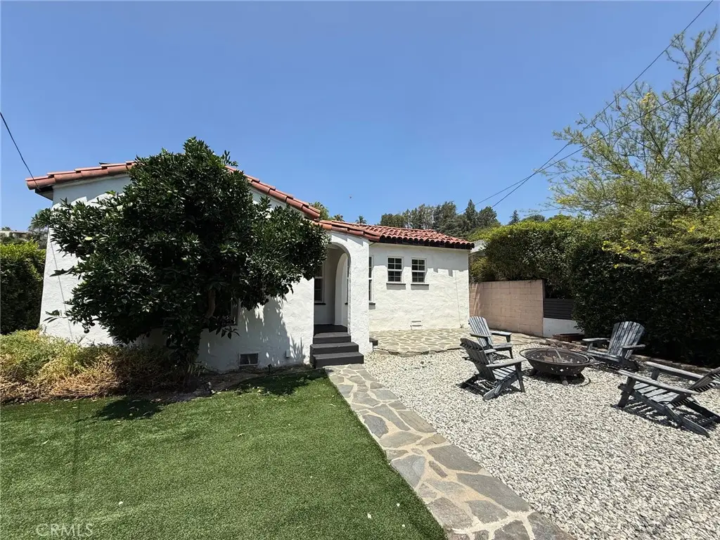 2201 Avon, Los Angeles, CA 90026 - #1