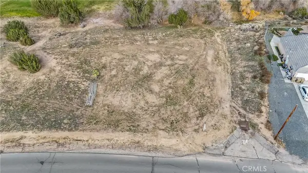 16 Bangor Avenue, Hesperia, CA 92345