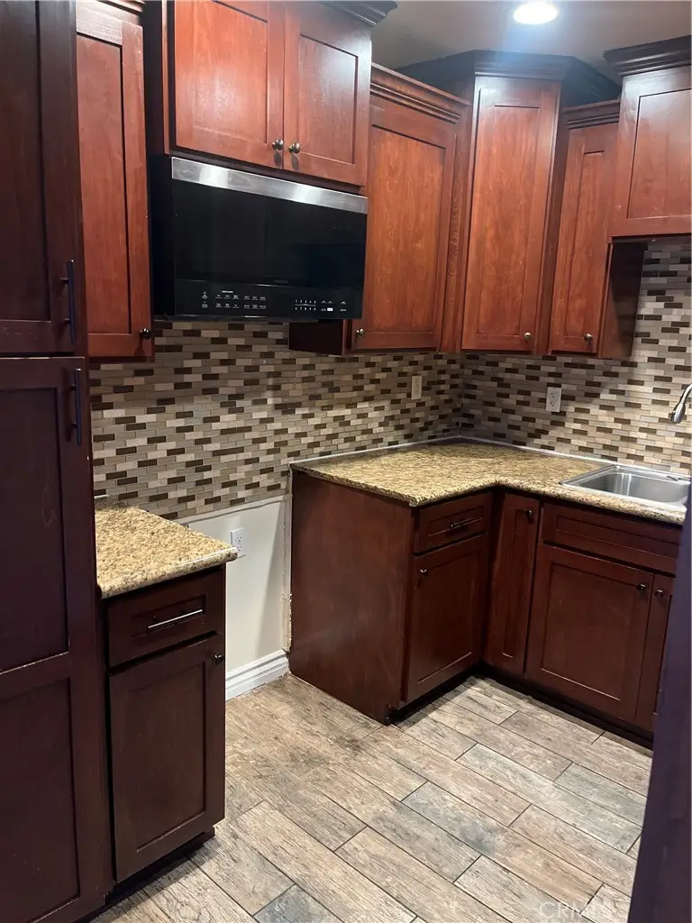 7620 S Hoover, Los Angeles, CA 90044 - Image #2