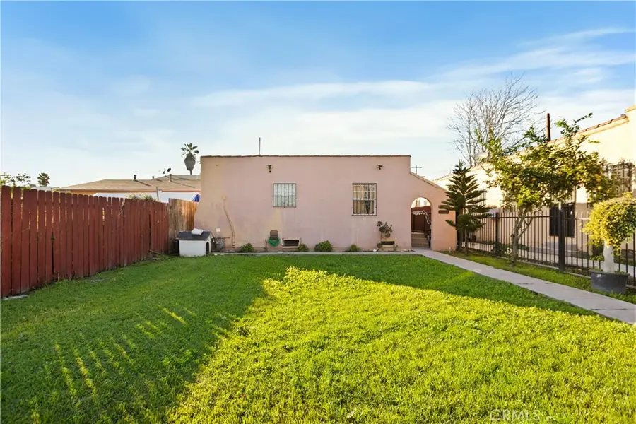 8449 S Main, Los Angeles, CA 90003 - #2