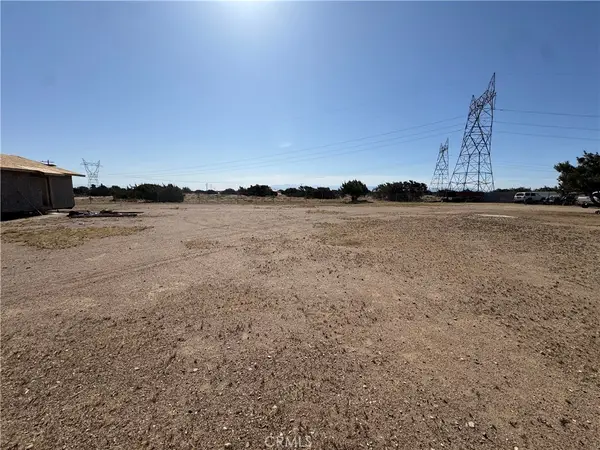 10717 Muscatel, Hesperia, CA 92344