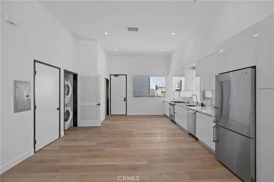 957 Figueroa Terrace #318, Los Angeles, CA 90012 - Image #2