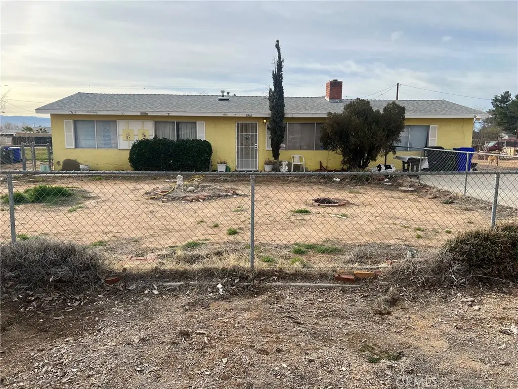 21865 Fox, Apple Valley, CA 92307 - #1