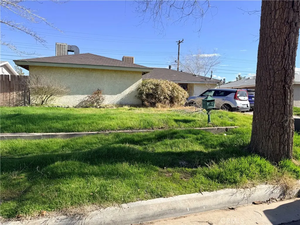 45408 Raysack Avenue, Lancaster, CA 93535 - #1