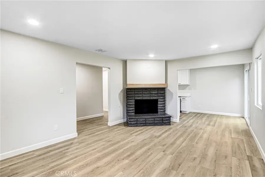 2571 12th Street, Riverside, CA 92507 - Image #3