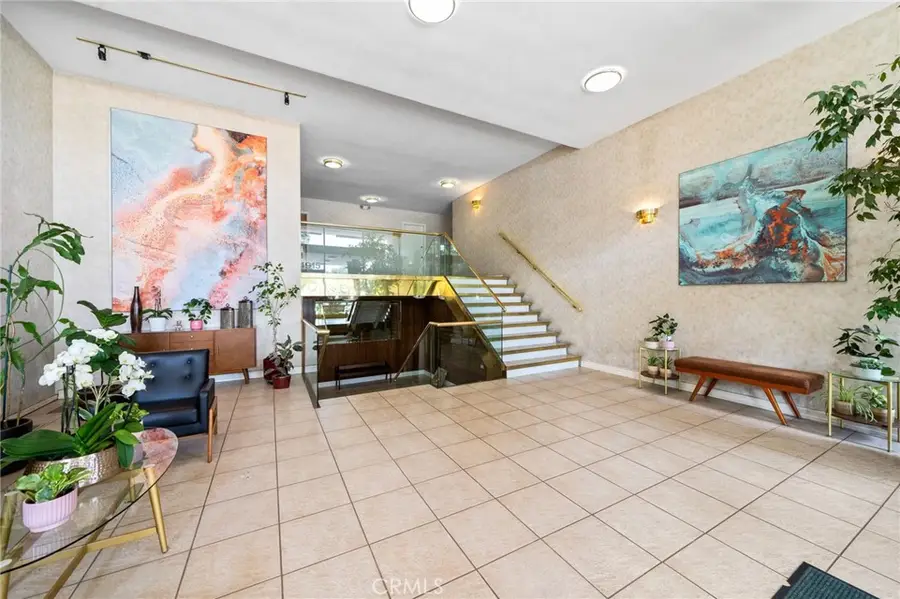 4915 Tyrone #115, Sherman Oaks, CA 91423 - #2