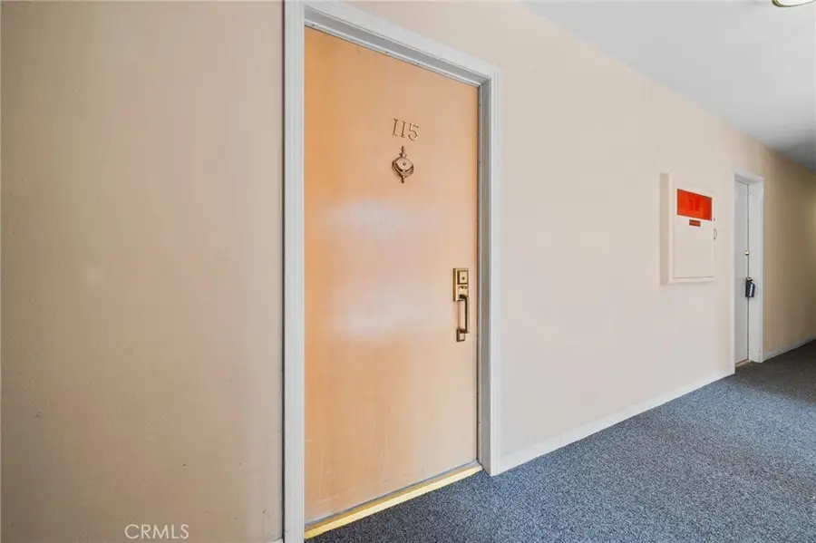 4915 Tyrone #115, Sherman Oaks, CA 91423 - #3