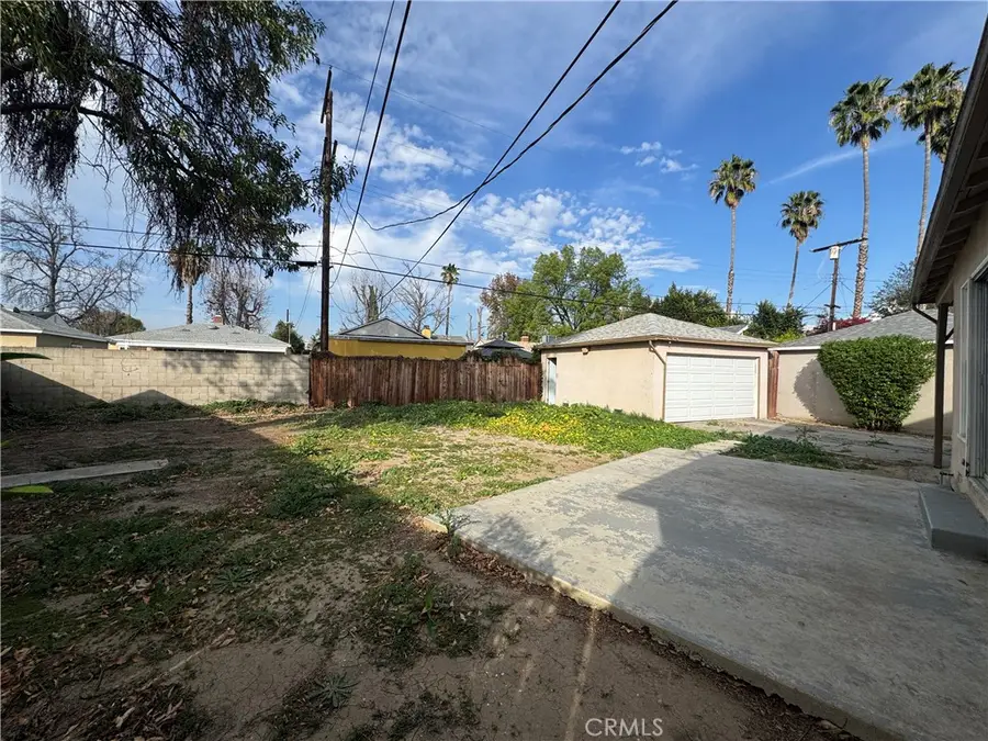 18147 Archwood Street, Reseda, CA 91335 - Image #3
