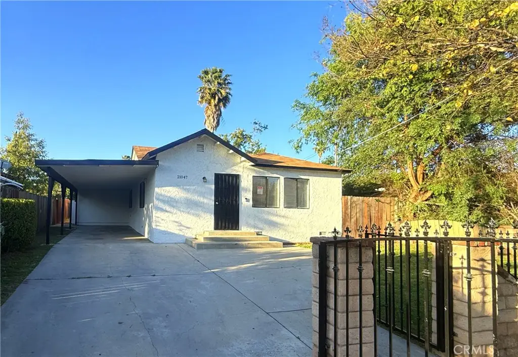 21047 Runnymede Street, Canoga Park, CA 91303 - #1