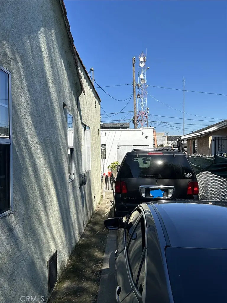 145 W 109th, Los Angeles, CA 90061 - #2