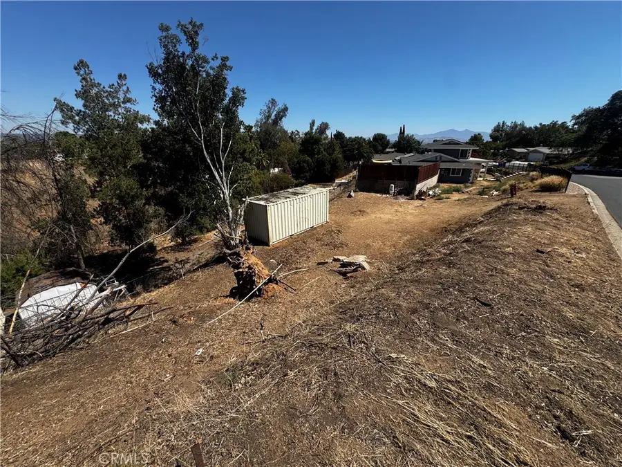 186140 005 Avenida Juan Bautista, Jurupa Valley, CA 92509 - #2