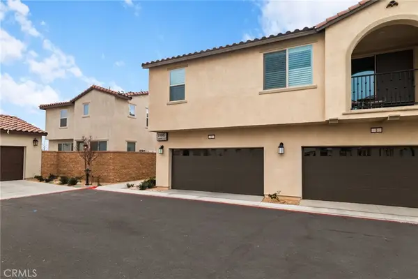 16667 Snowdrop #2, Fontana, CA 92336