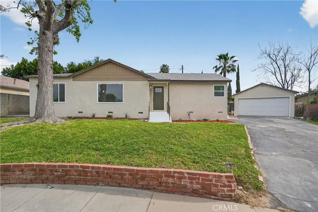 1601 Fermoore, San Fernando, CA 91340 - #1