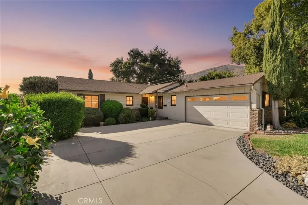 617 N Vista Bonita Avenue, Glendora, CA 91741 - #1