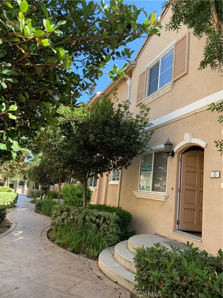 9301 Shirley Avenue #13, Northridge, CA 91324 - #1
