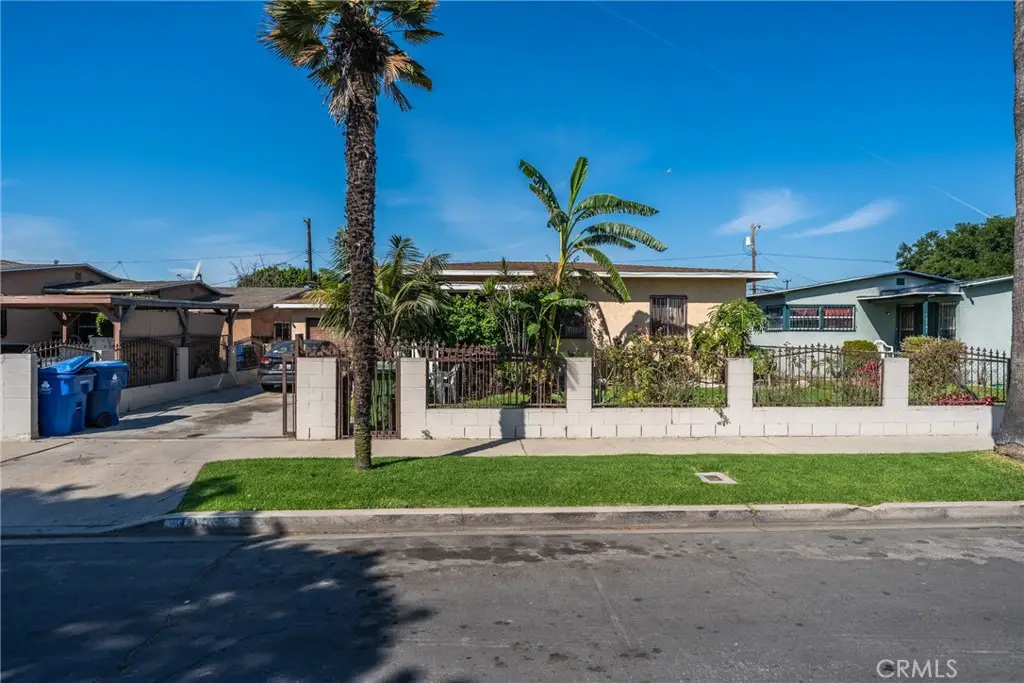 10107 Paloma Ave, Los Angeles, CA 90002 - #1