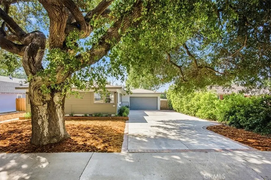 188 E Green, Claremont, CA 91711 - #2