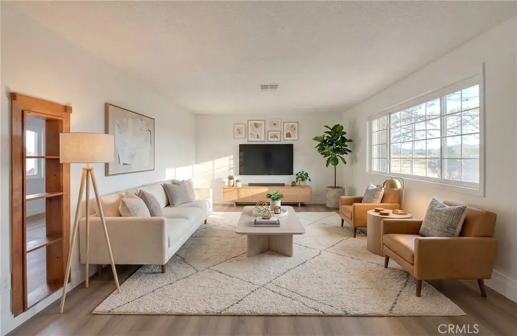 22133 Thunderbird, Apple Valley, CA 92307 - #1