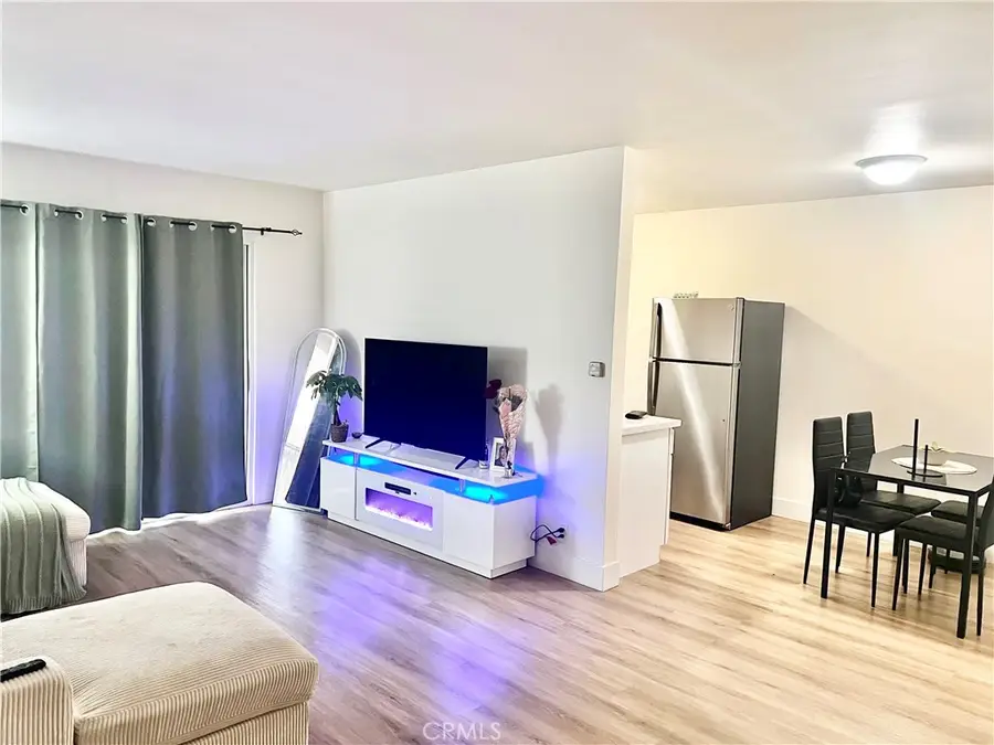 1250 E 3rd Street #8, Long Beach, CA 90802 - #2