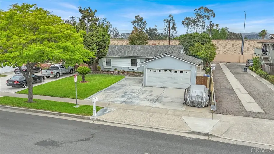 2501 Deodar St, Santa Ana, CA 92705 - #3