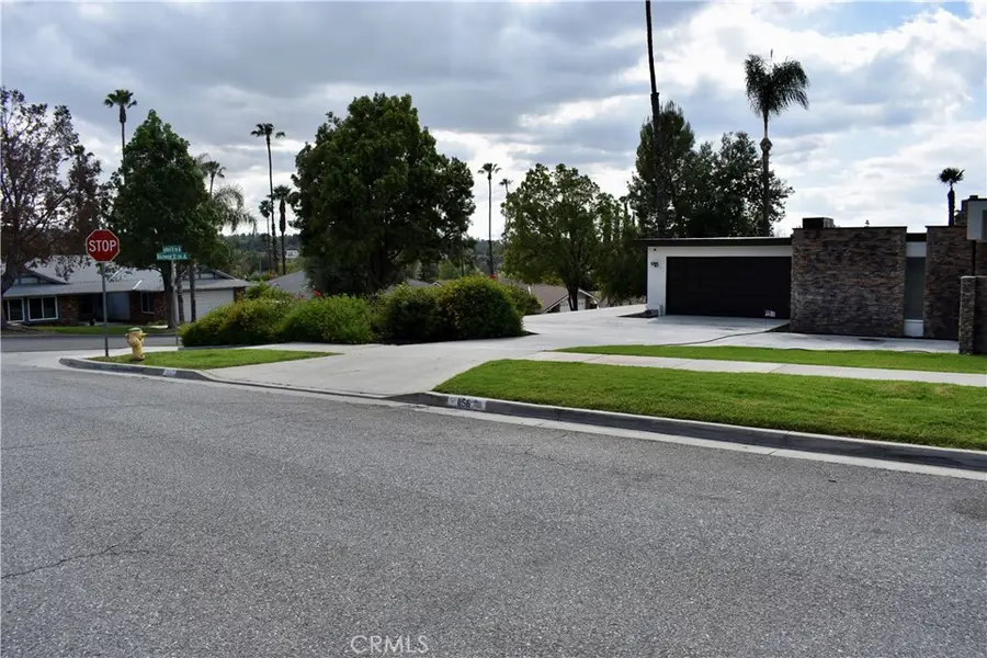 1156 Lyndhurst Drive, Riverside, CA 92507 - #2