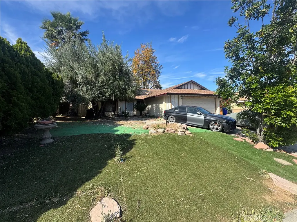 1266 Lorraine, Rialto, CA 92376 - #1