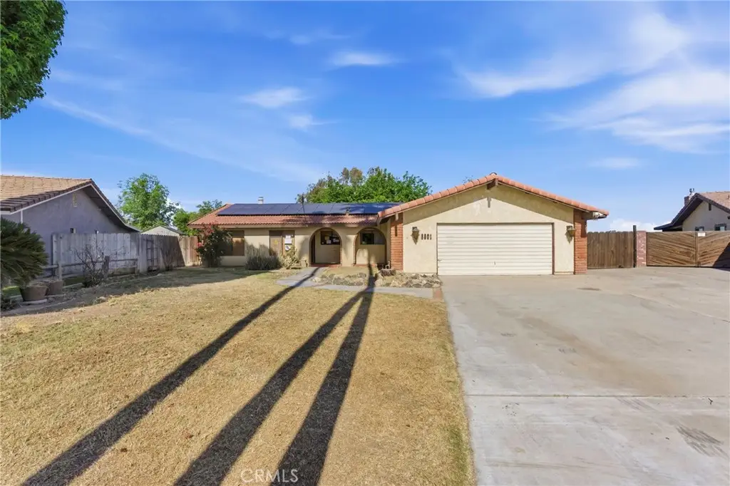 8801 Sorrel, Bakersfield, CA 93307 - #1
