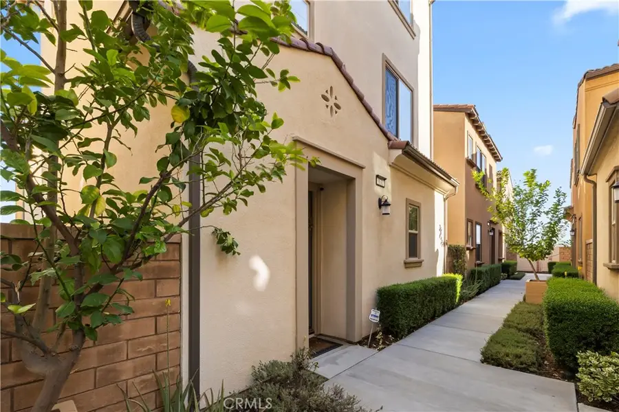 831 Wintergreen Way, Upland, CA 91786 - #3