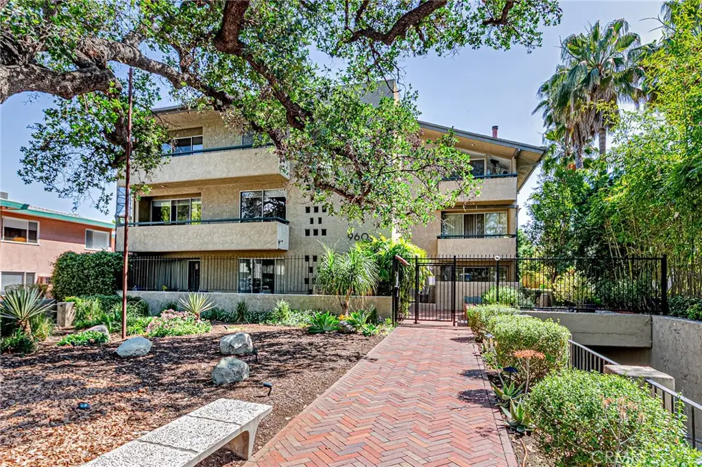 960 San Pasqual Street, Pasadena, CA 91106 - #1