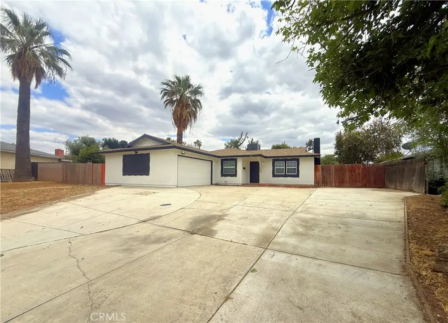 490 Avignon Court, Riverside, CA 92501 - #2