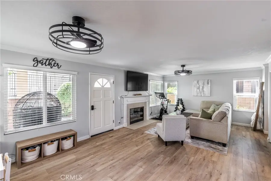 22701 Copper Hill #33, Saugus, CA 91350 - #2