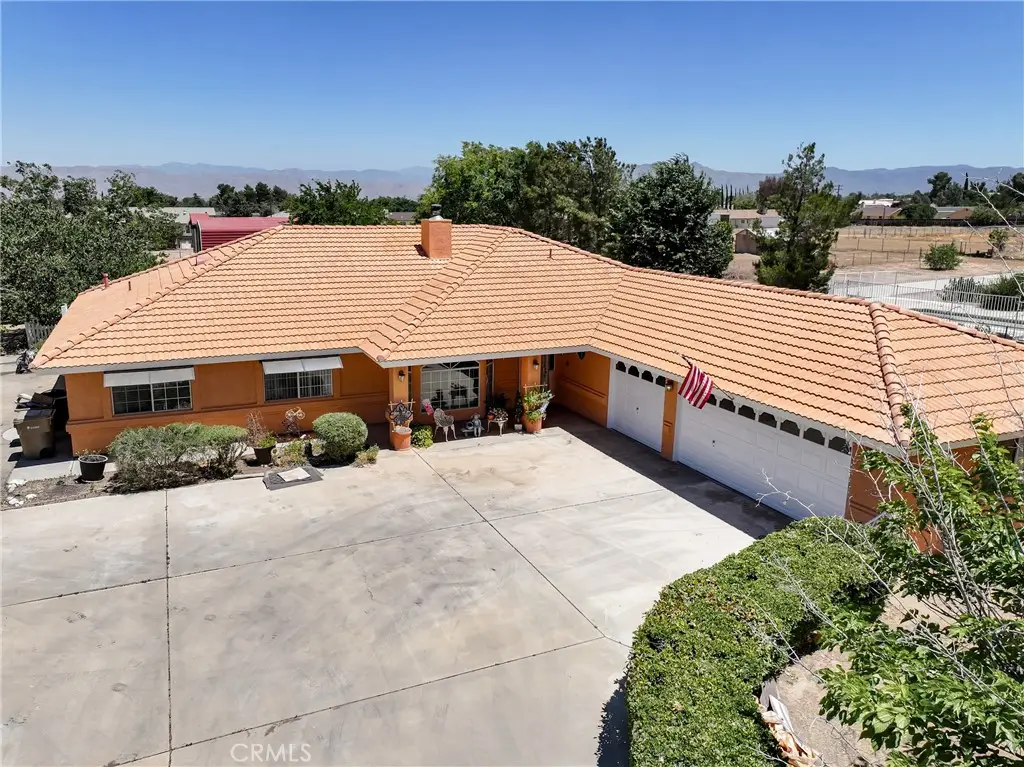 8585 Hickory, Hesperia, CA 92345 - #1