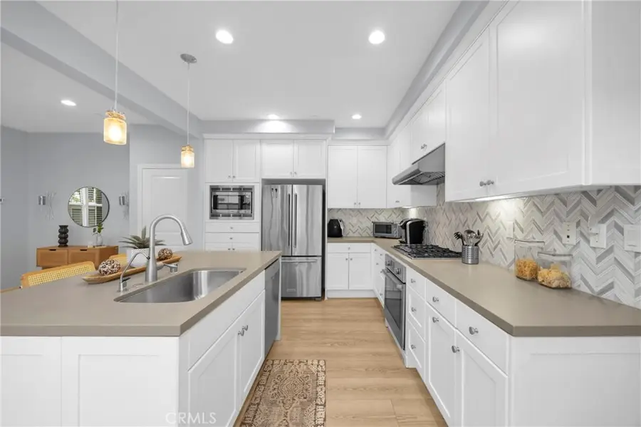 188 Excursion, Irvine, CA 92618 - #2