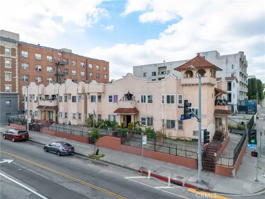 2214 W 8th Street, Los Angeles, CA 90057 - #3