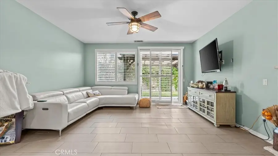 4033 Quartzite, San Bernardino, CA 92407 - #2