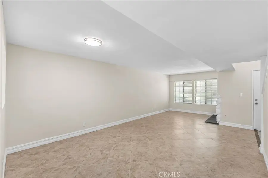 174 W Walnut #B, Rialto, CA 92376 - #3